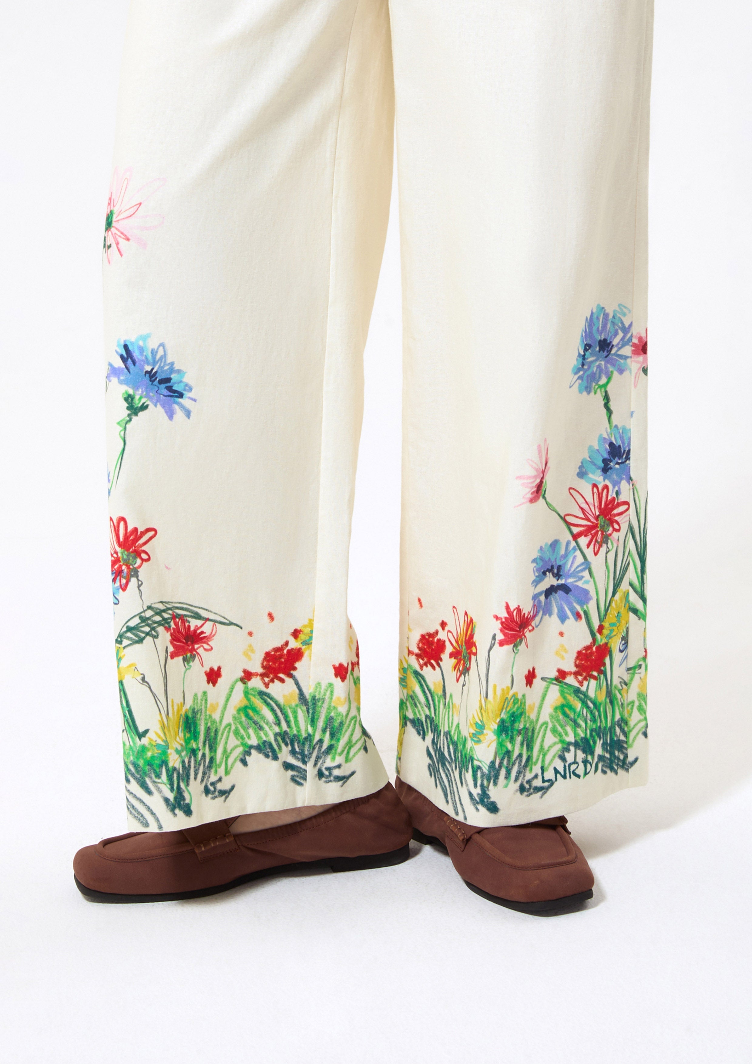 กางเกงขายาวพิมพ์ลาย คอลเลกชัน Cruise to the Full Bloom