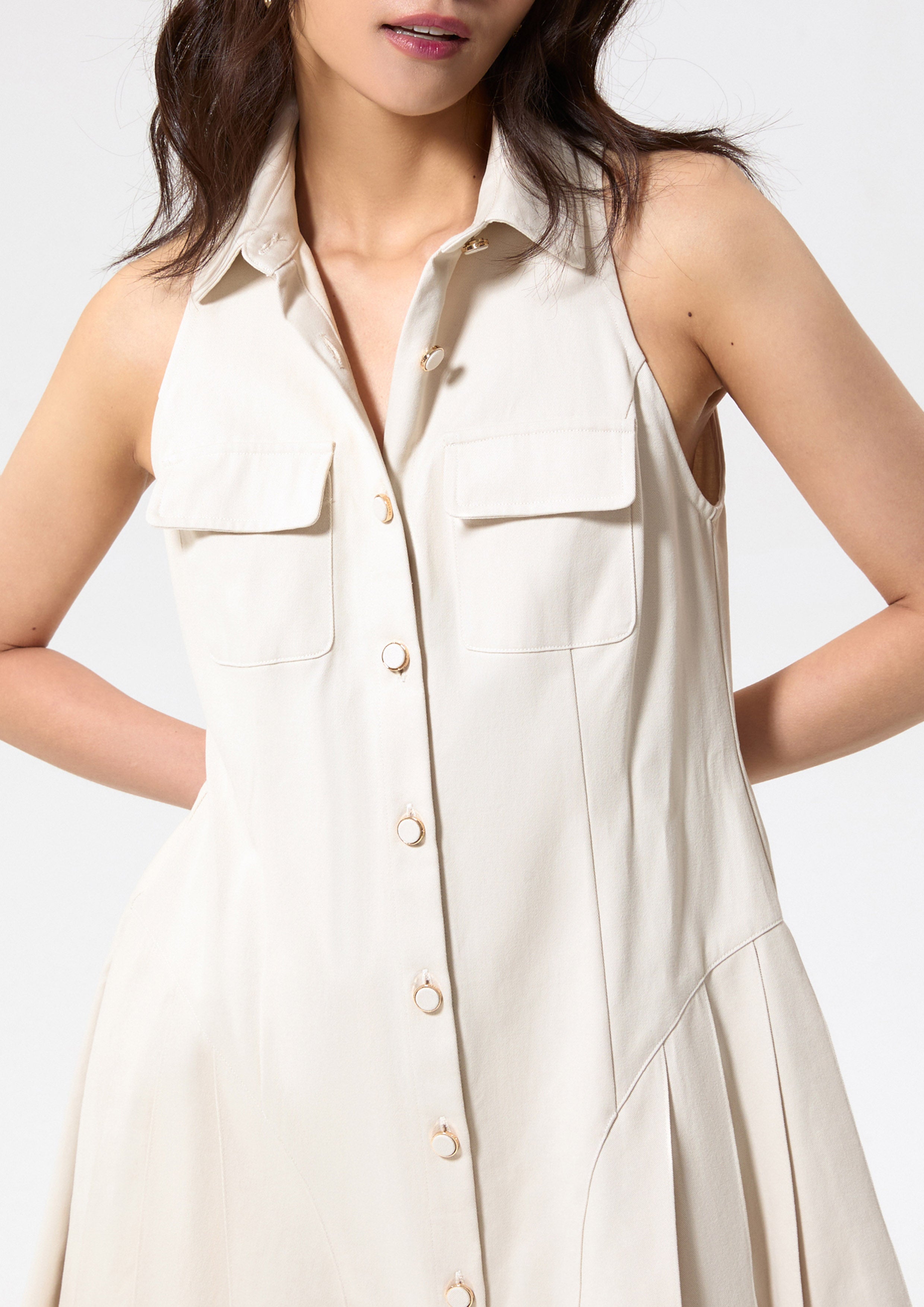 เดรสสั้นติดกระดุม คอลเลกชัน Working on Board