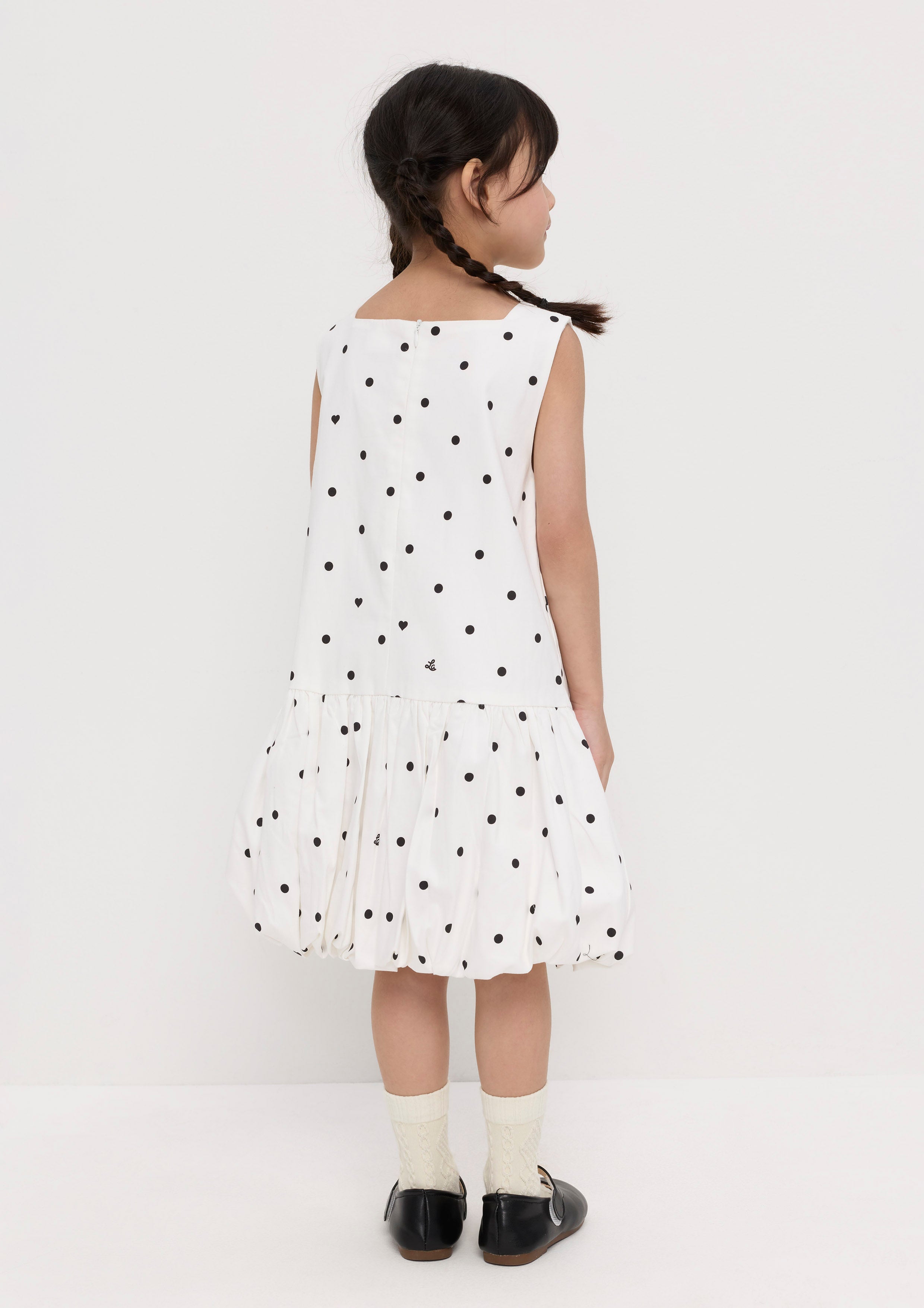 เดรสสั้นลายจุดโพลกาดอทแต่งแอพพลิเก้ดอกกุหลาบ สำหรับเด็กผู้หญิง คอลเลกชัน La Femme Demure