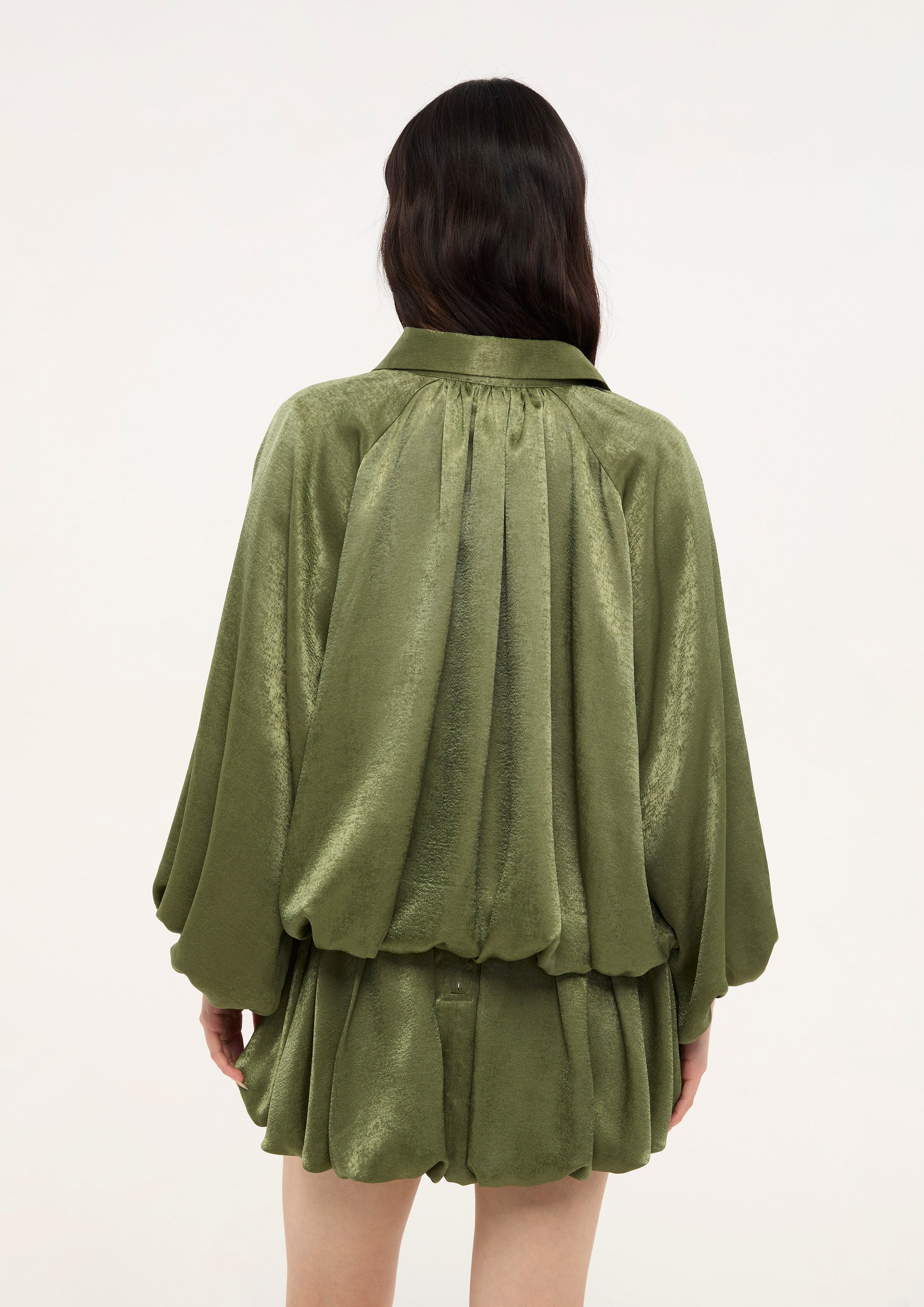 เสื้อแจ็คเก็ตผ้ากำมะหยี่ทรงพอง คอลเลกชัน Bloom in Shade & Shadow