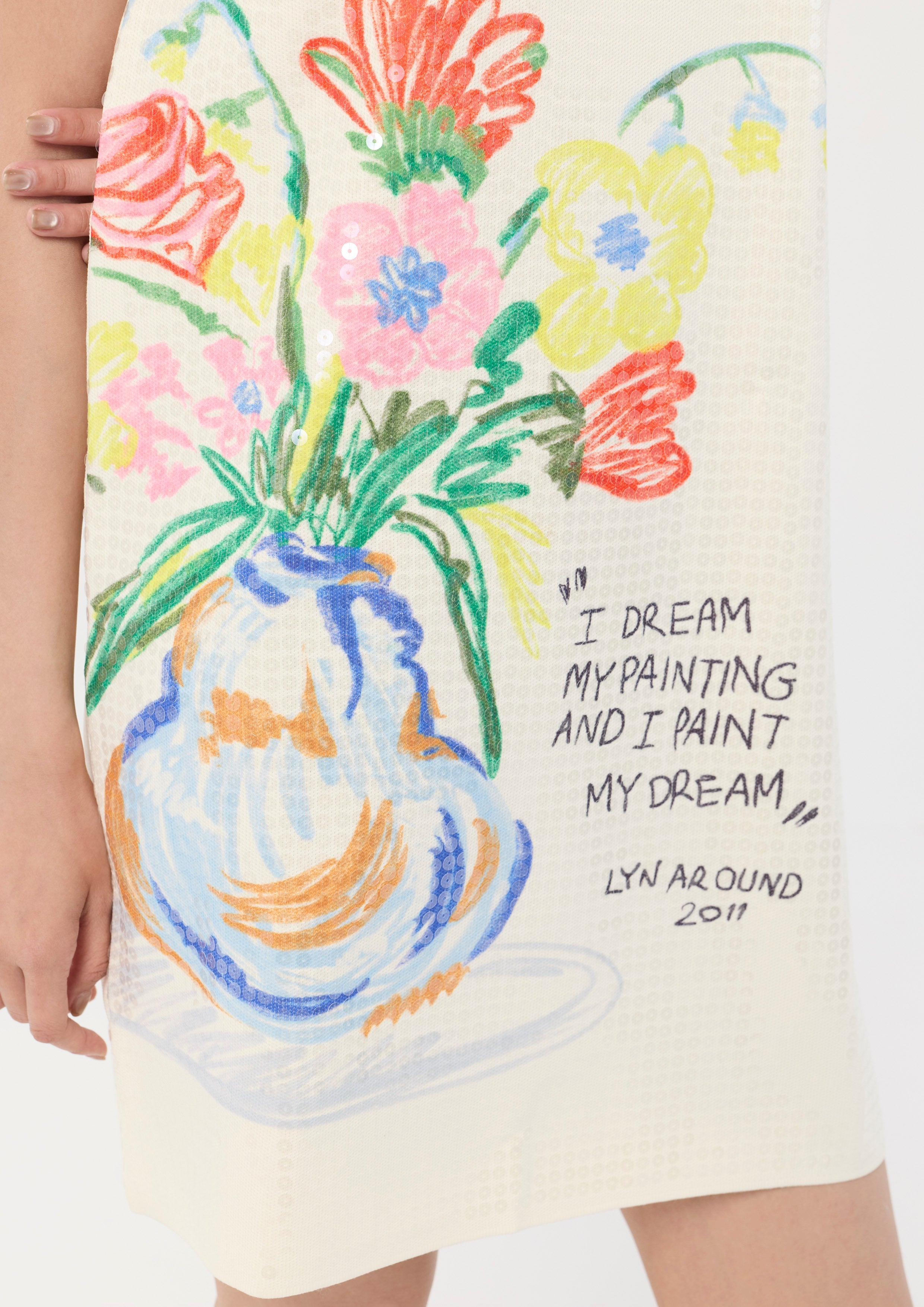 เดรสสั้นแต่งเลื่อมพิมพ์ลายดอกไม้ คอลเลกชัน You Are Magic