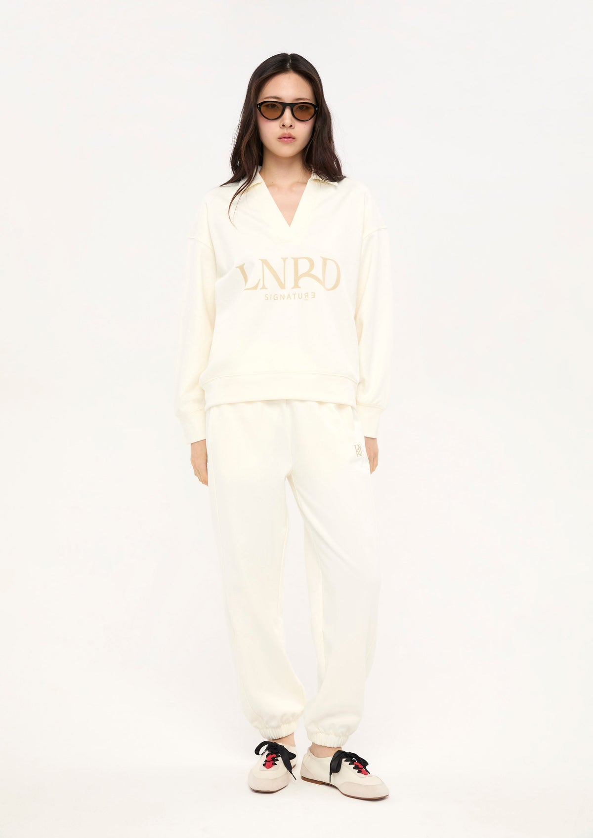 เสื้อพูลโอเวอร์แขนยาวพิมพ์โลโก้ คอลเลกชัน LNRD Signature