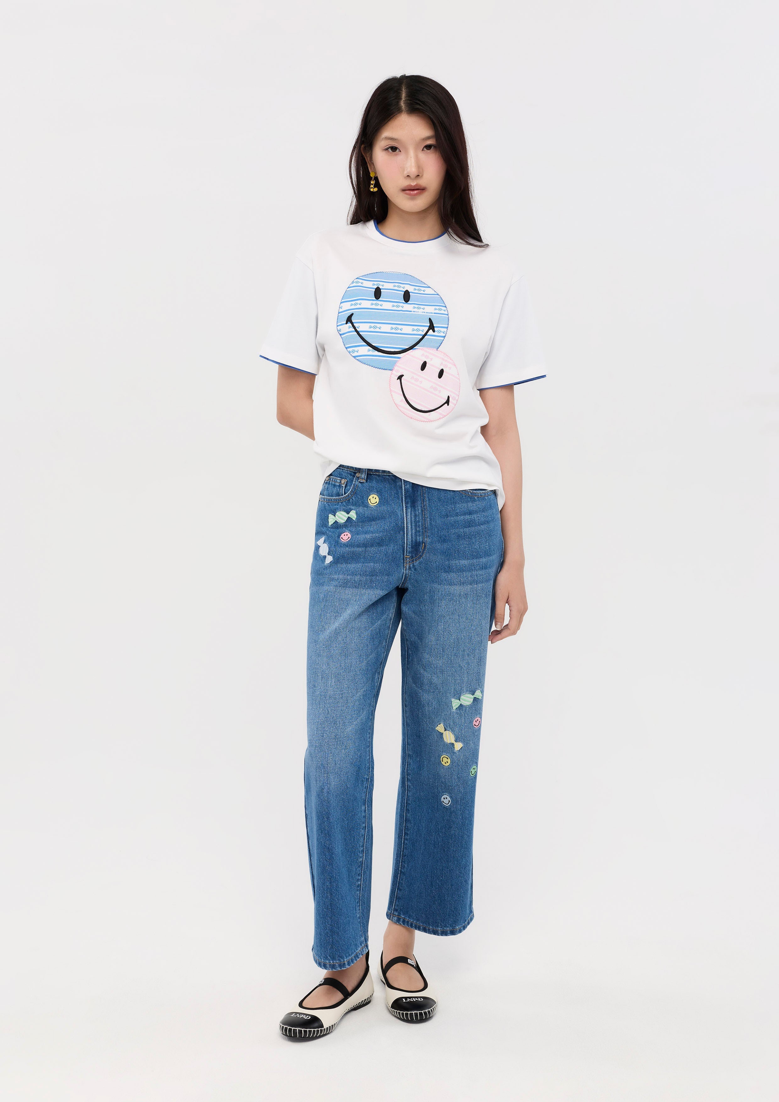 เสื้อยืดแขนสั้นพิมพ์ลาย คอลเลกชัน Lyn around x SMILEY
