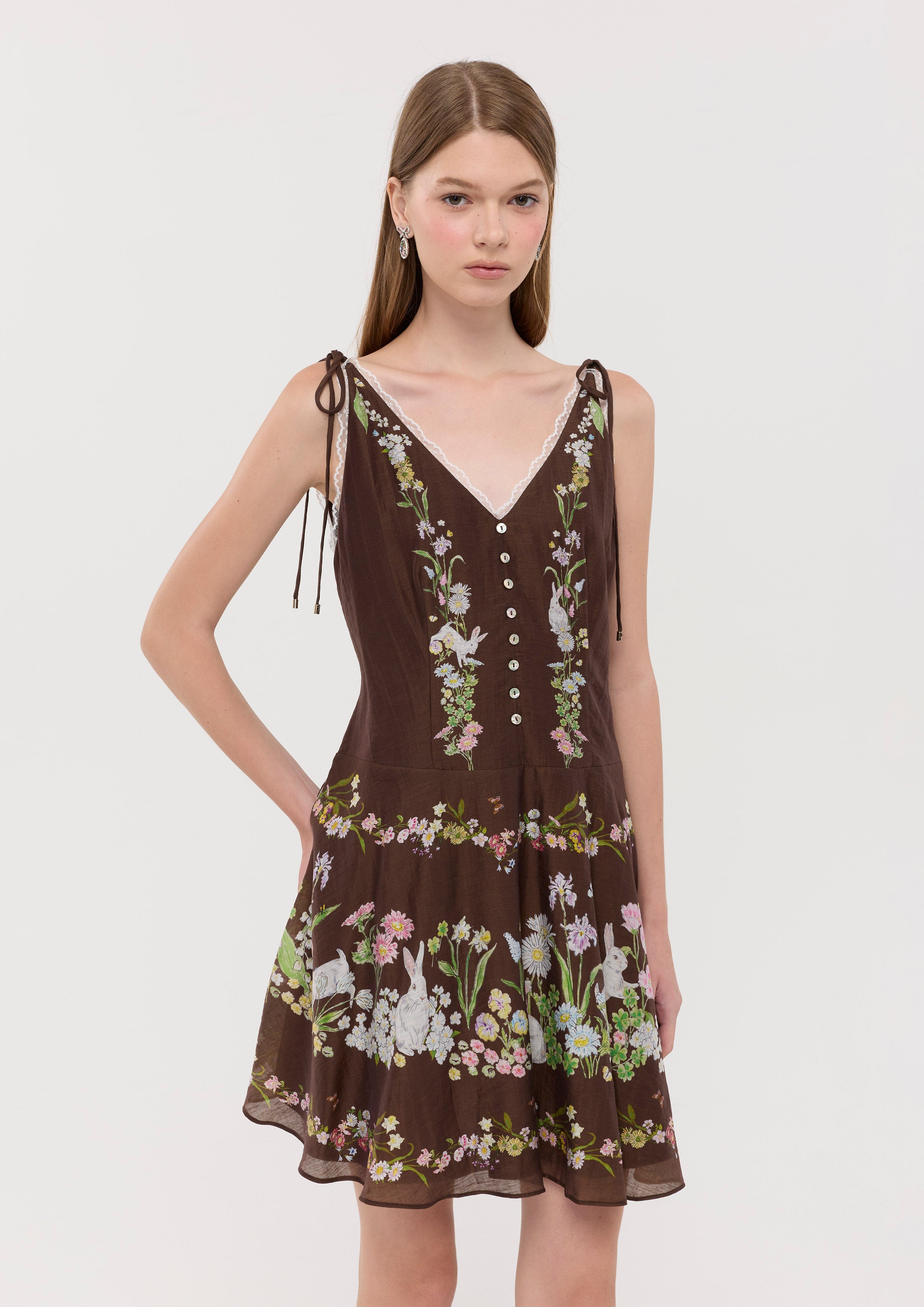 เดรสสั้นพิมพ์ลายสายเสื้อผูกเชือก คอลเลกชัน Garden Poetry
