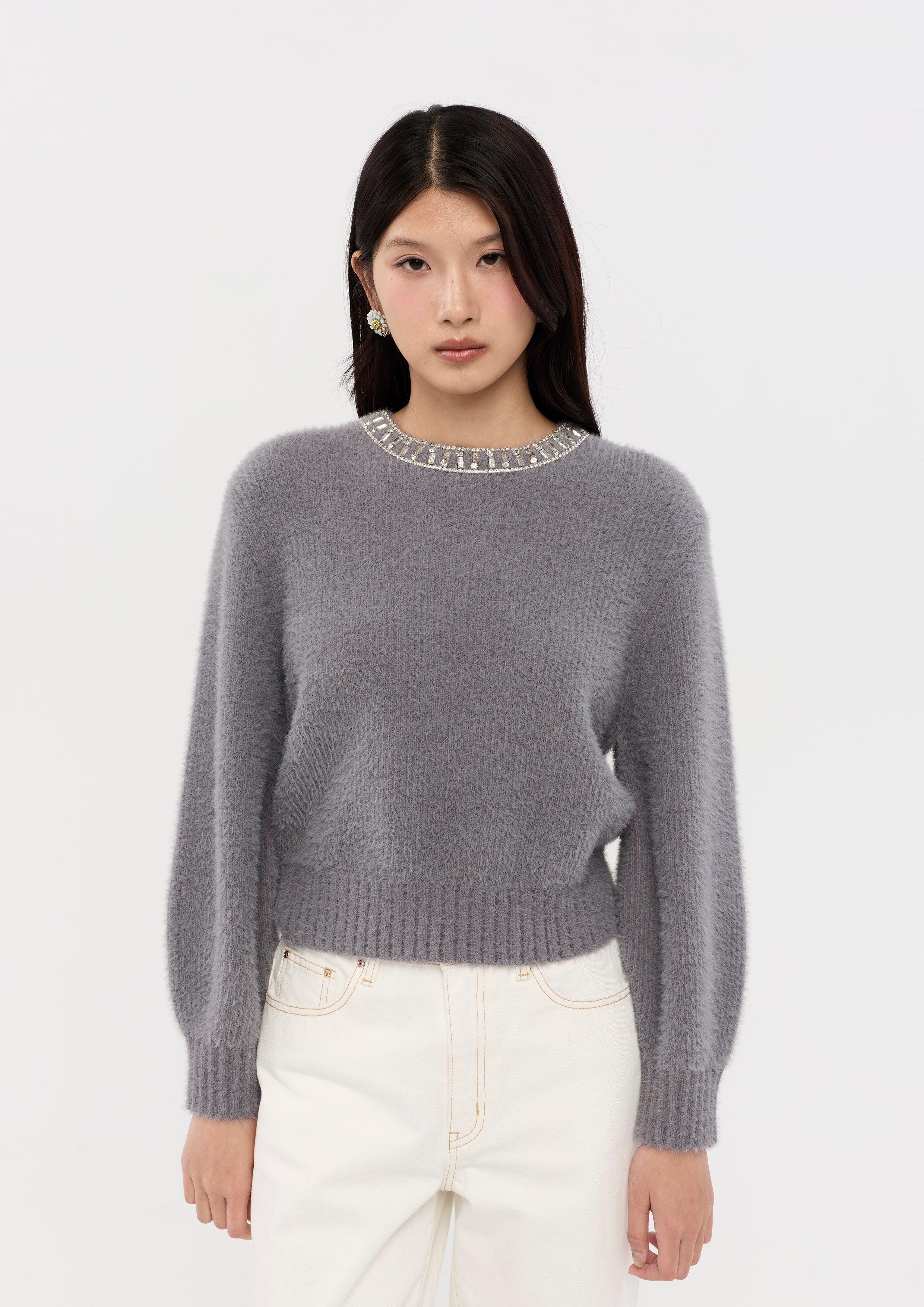 เสื้อแขนยาวผ้าบูเคล่แต่งคริสตัล คอลเลกชัน La Femme Demure