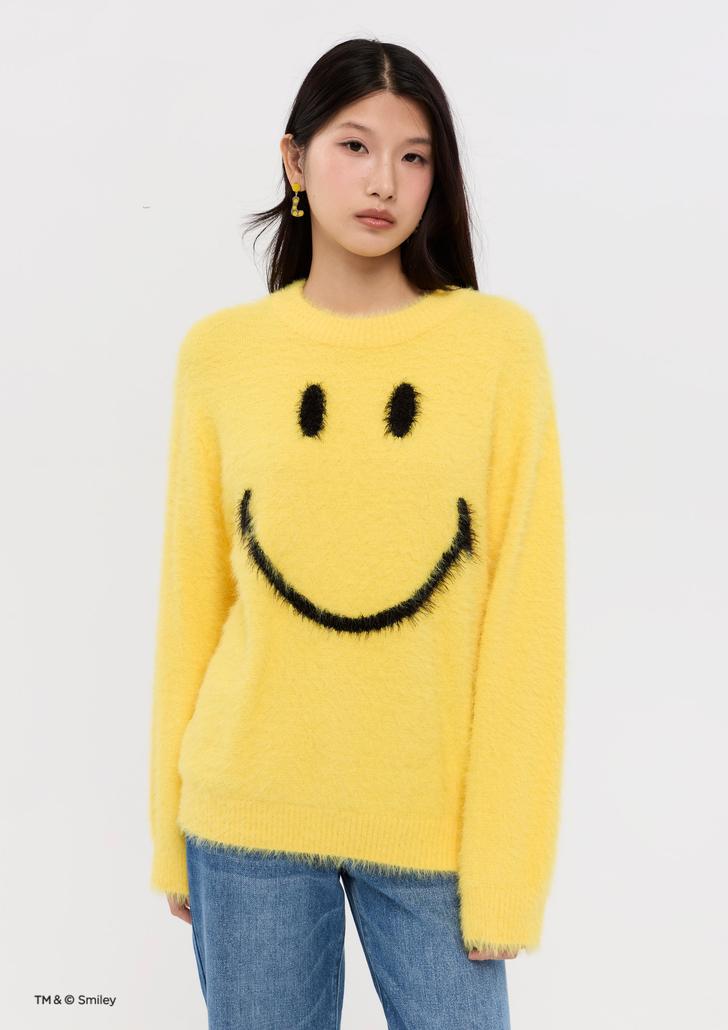 เสื้อพูลโอเวอร์แขนยาวผ้านิตพิมพ์ลาย คอลเลกชัน Lyn around x SMILEY