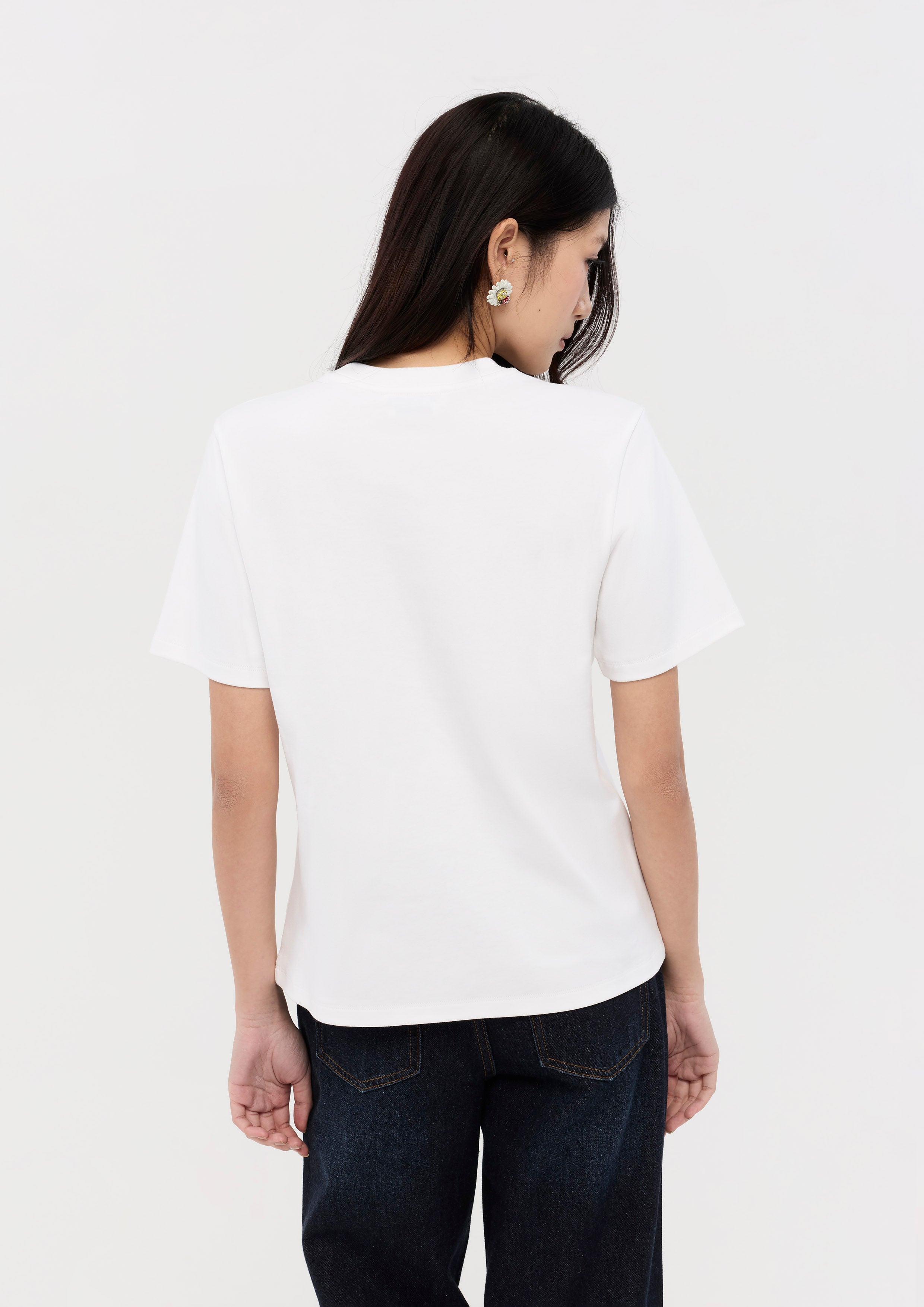 เสื้อยืดแขนสั้นพิมพ์ลายแต่งกระเป๋าหน้าอก คอลเลกชัน Garden Poetry