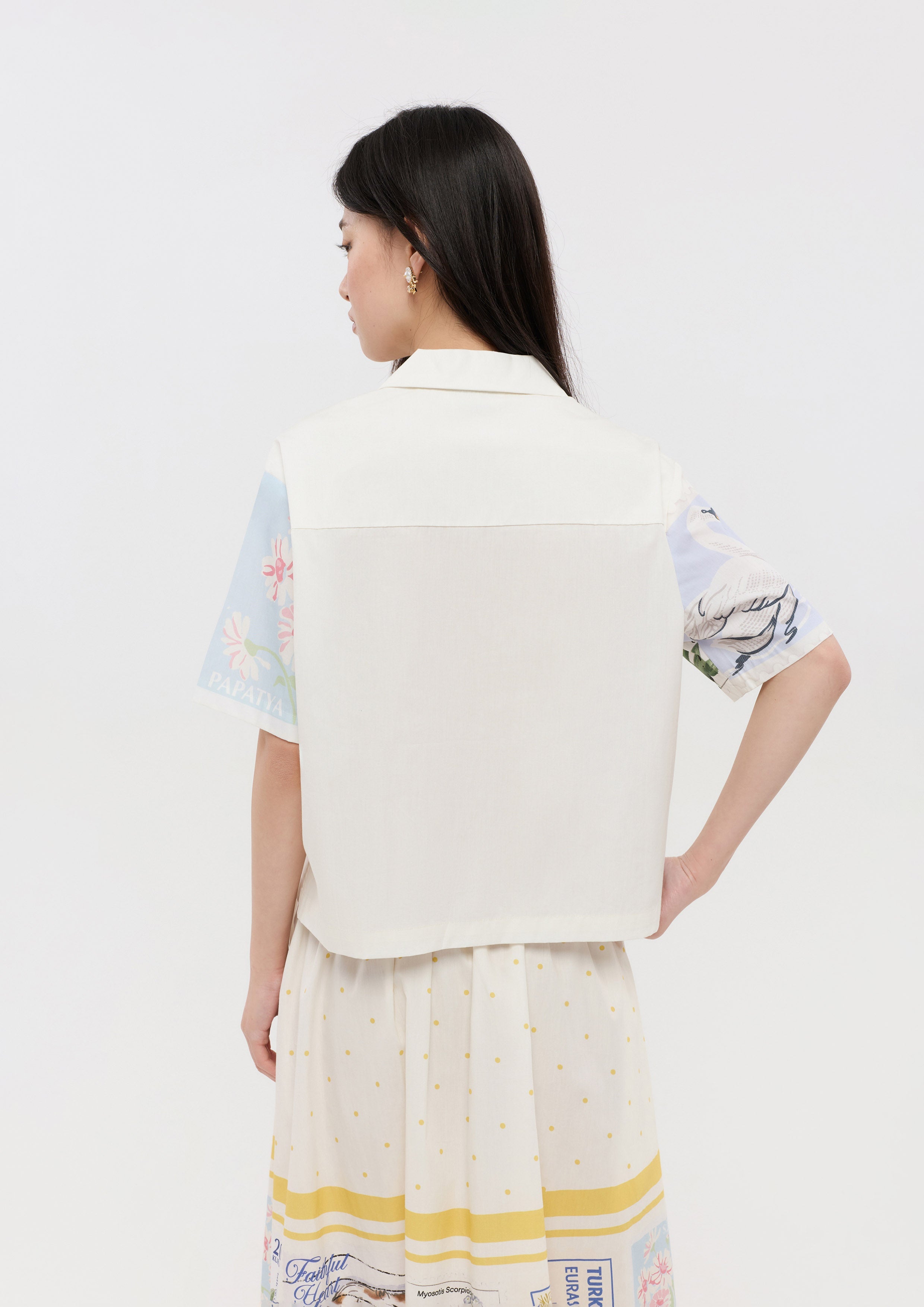 เสื้อเชิ้ตแขนสั้นพิมพ์ลาย คอลเลกชัน The Wandering Remix