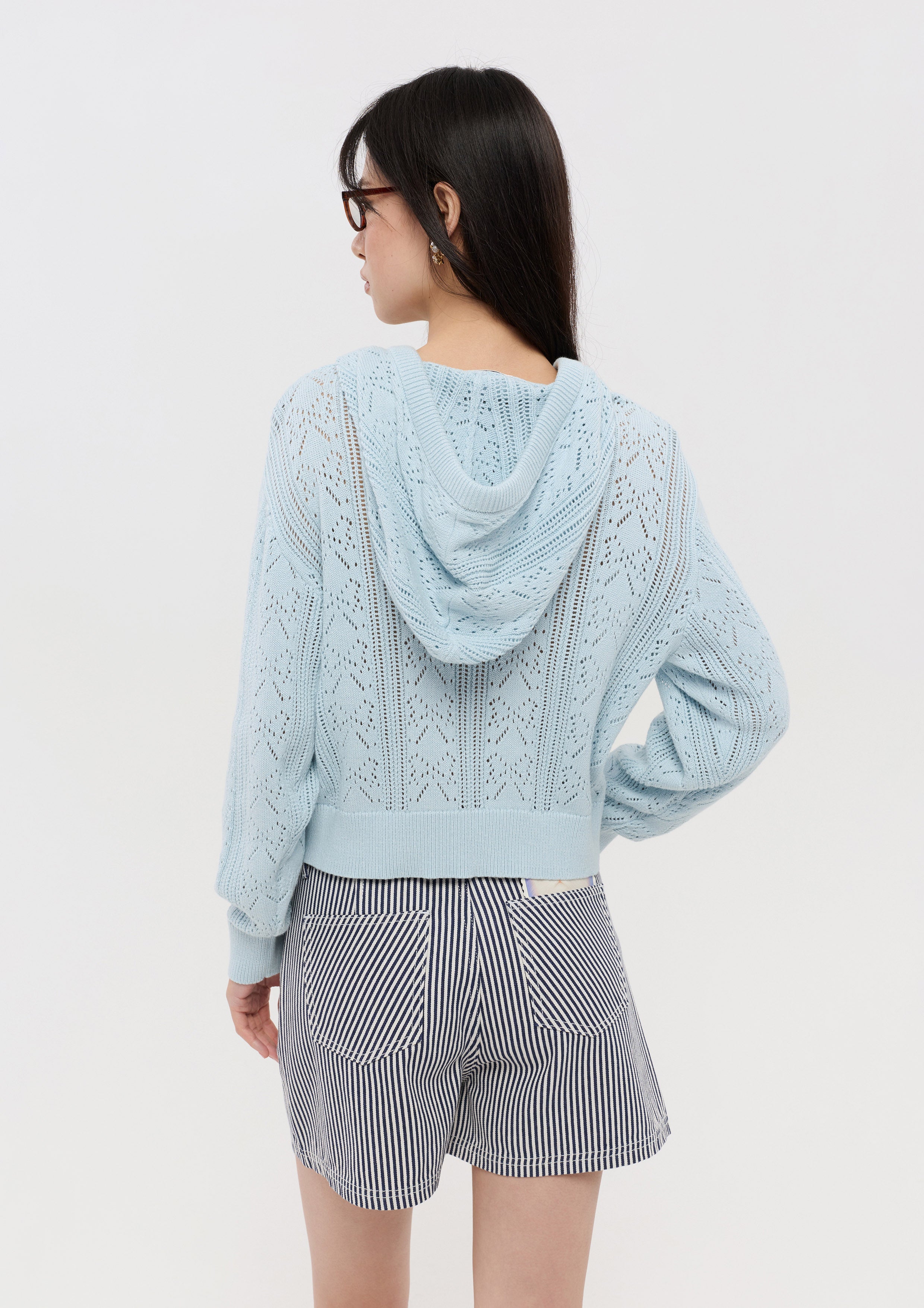 เสื้อคาร์ดิแกนครอปแขนยาวผ้านิต คอลเลกชัน Pristine Blue Sky