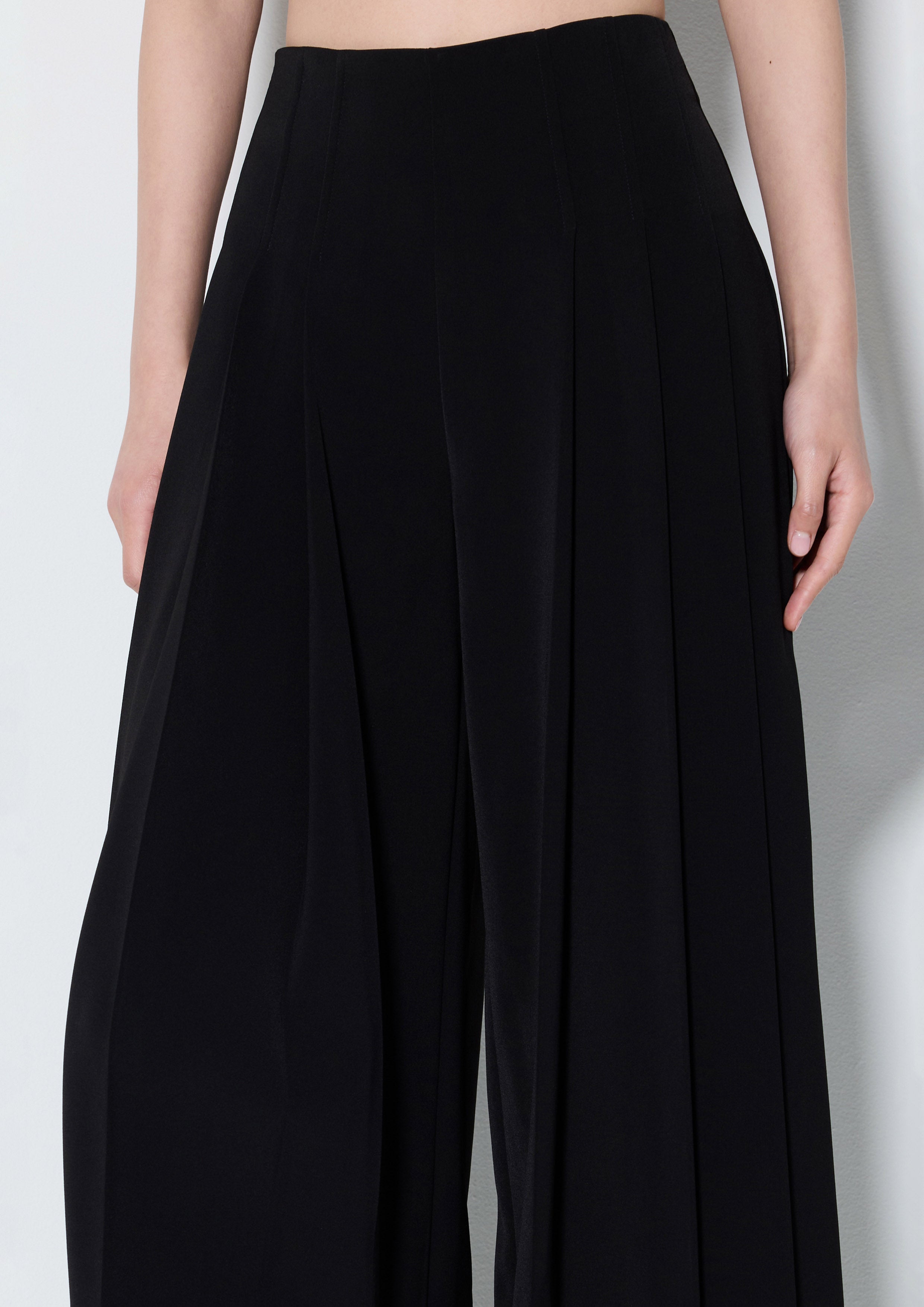 Pleated Flare Leg Trousers Skylore