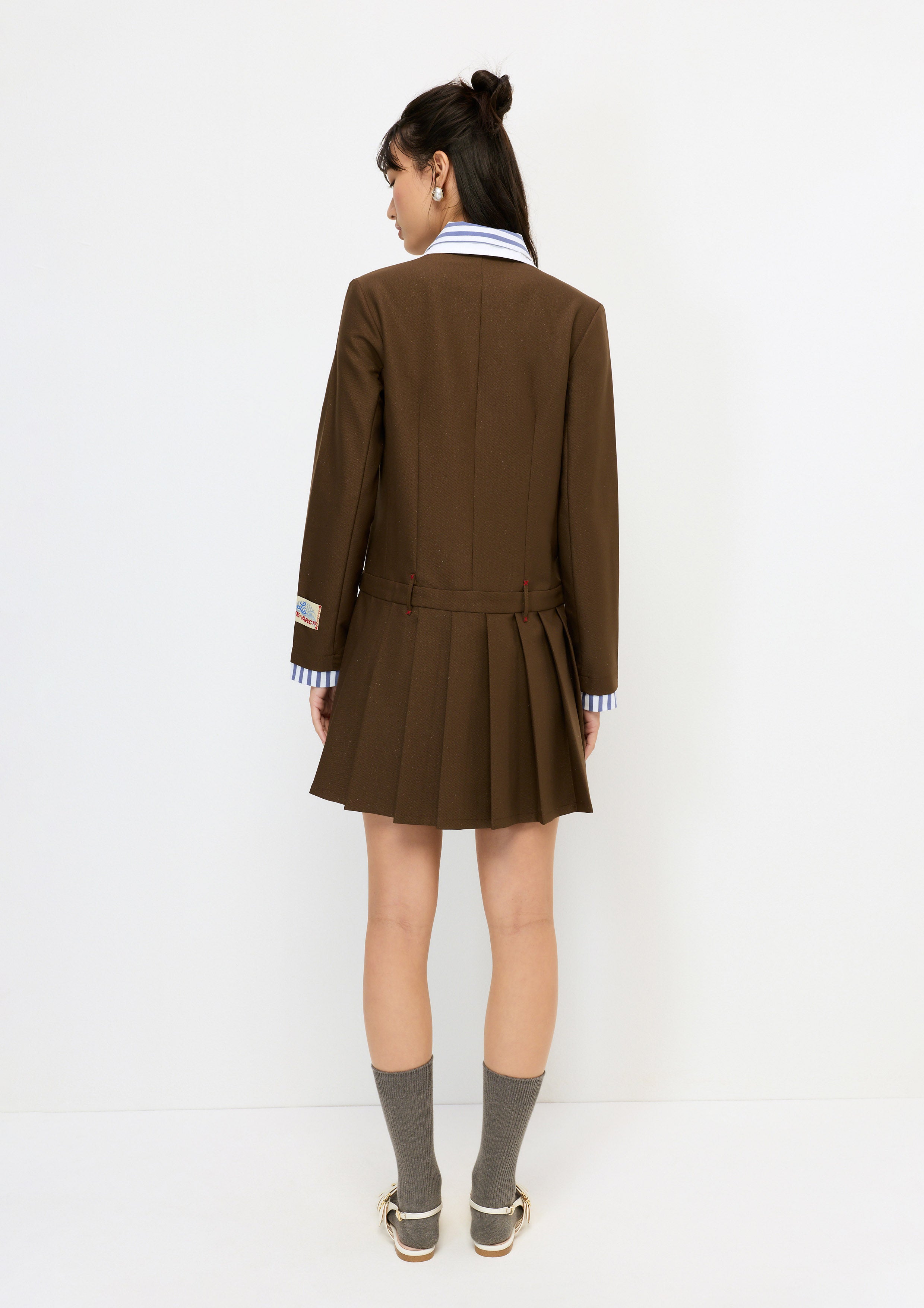 เดรสสั้นกระโปรงพลีทปกคอเนคไท คอลเลกชัน You Deserve a Break