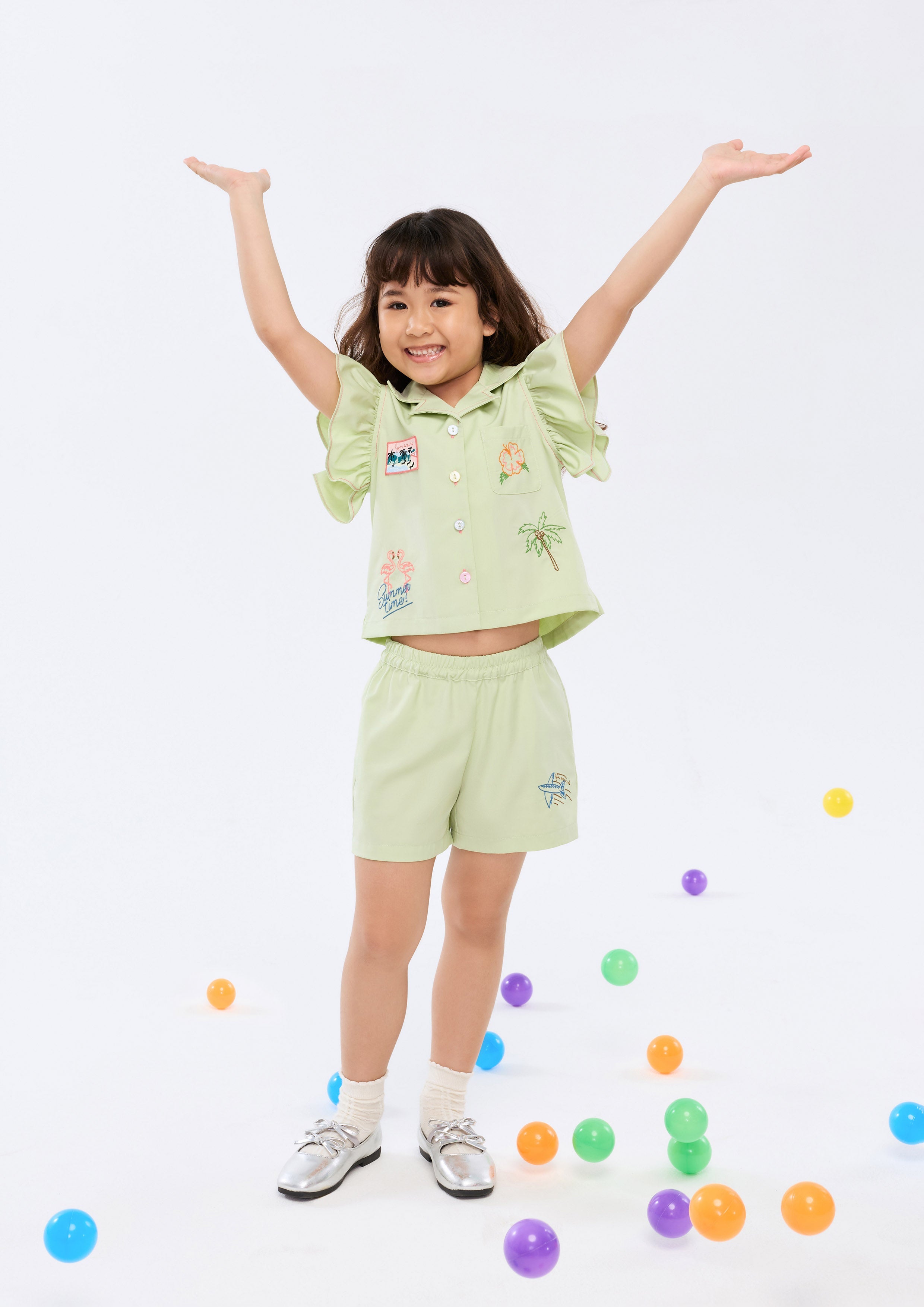 เซ็ทเสื้อเชิ้ตปักลายและกางเกงขาสั้น สำหรับเด็กผู้หญิง คอลเลกชัน Palm Spring