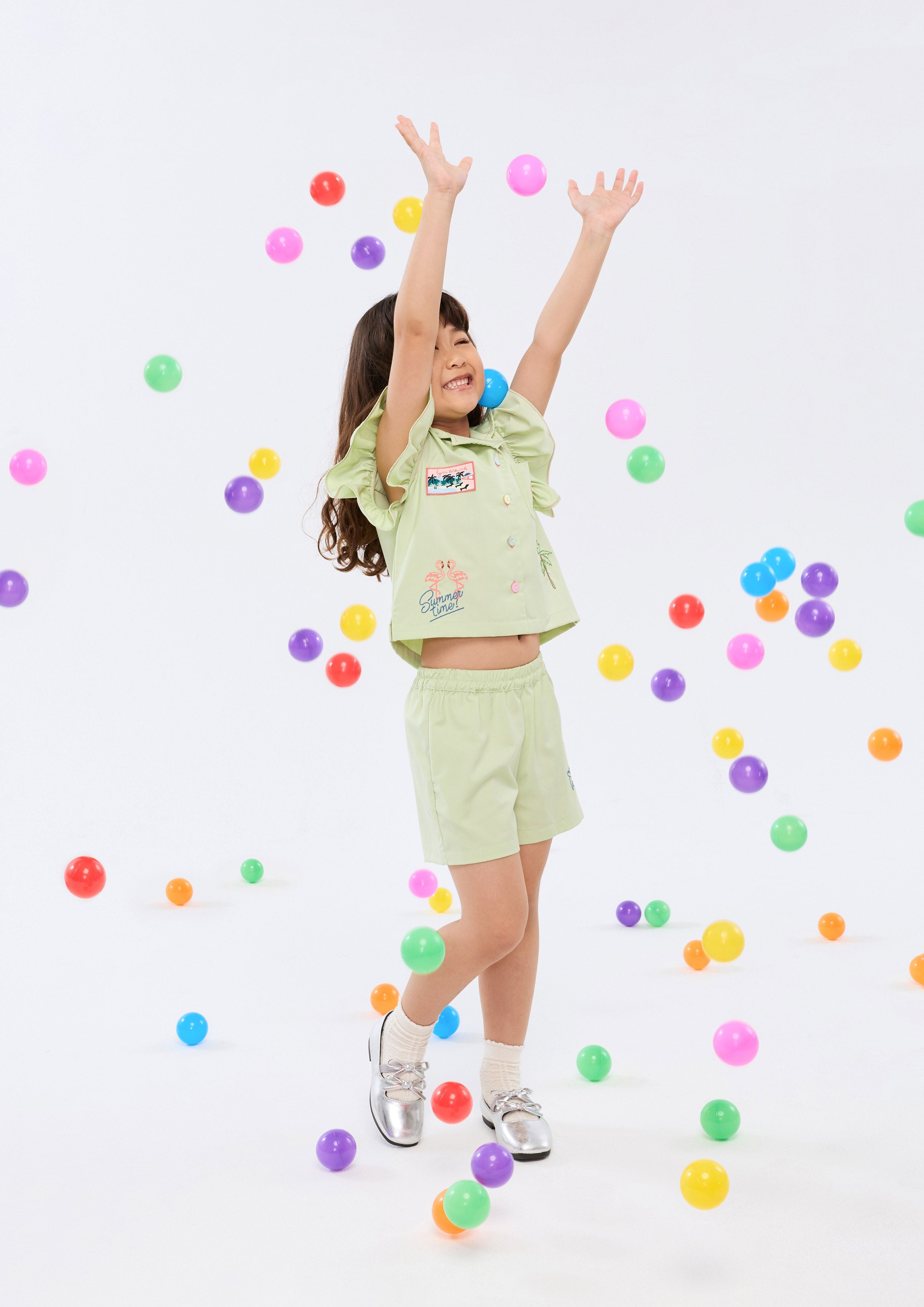 เซ็ทเสื้อเชิ้ตปักลายและกางเกงขาสั้น สำหรับเด็กผู้หญิง คอลเลกชัน Palm Spring