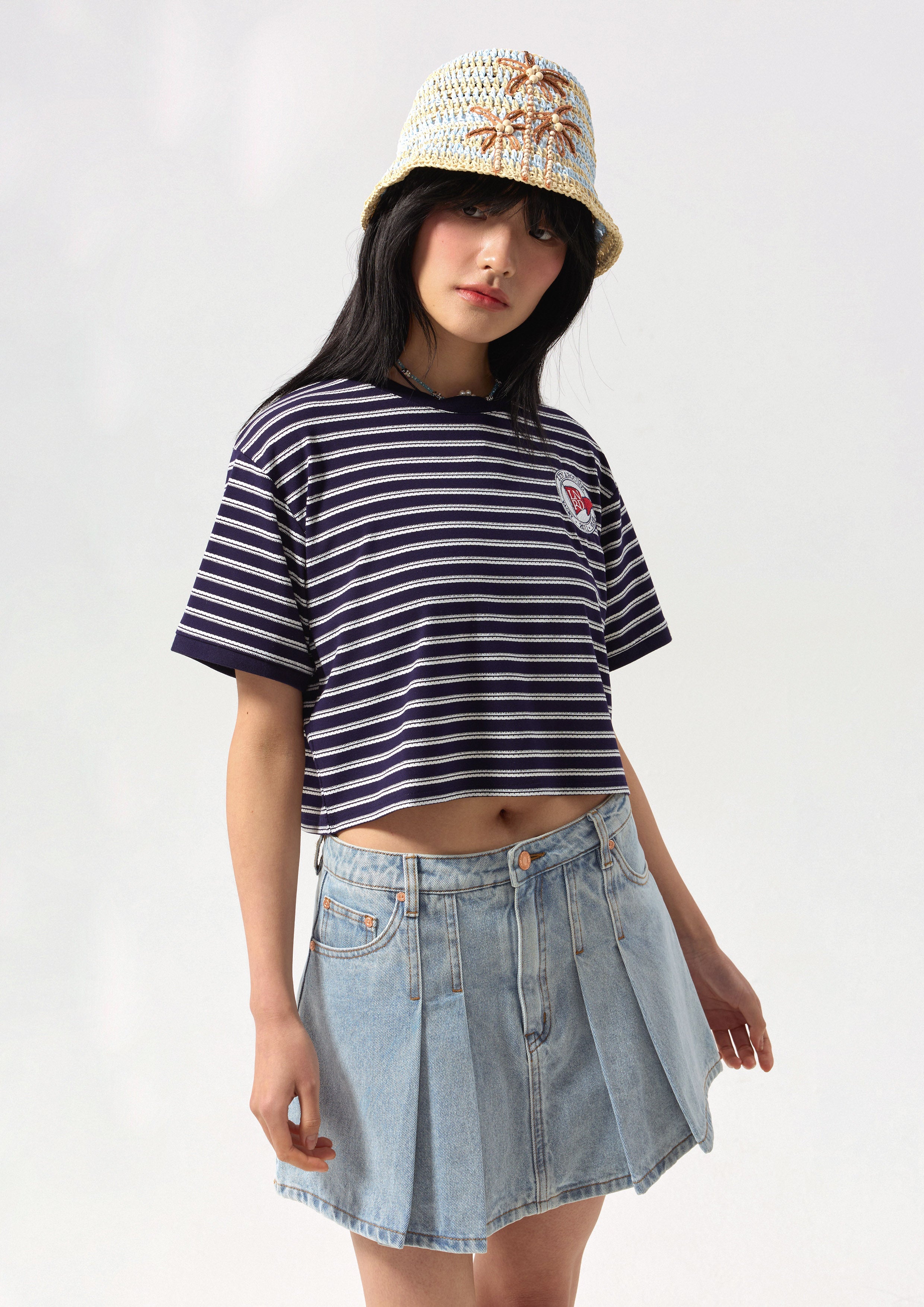 เสื้อยืดครอปลายทางขอบสีคอนทราสต์ คอลเลกชัน Califonia Yacht Club