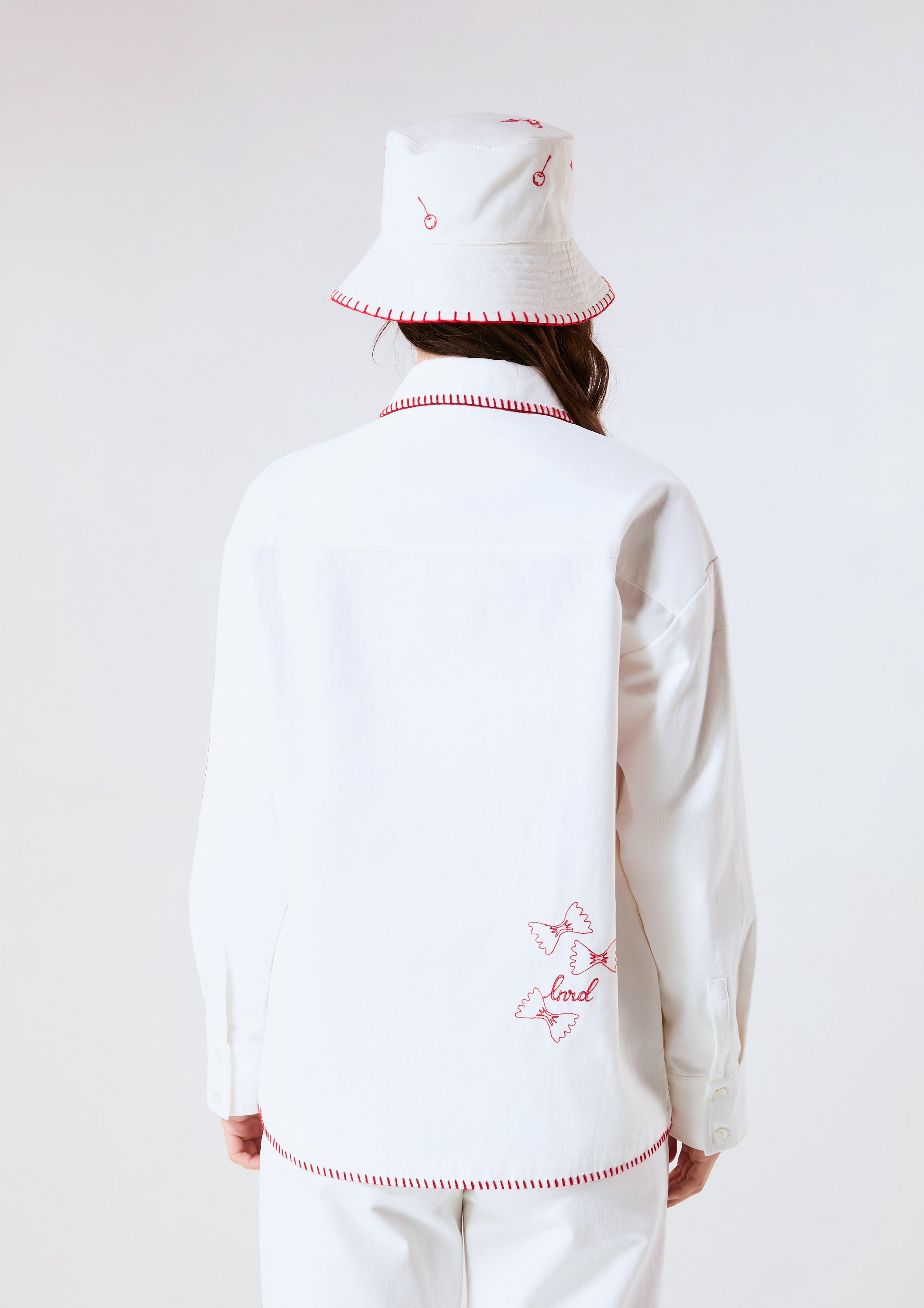 เสื้อแจ็คเก็ตแขนยาวปักลายสีคอนทราสต์ คอลเลกชัน Chasing the Sun