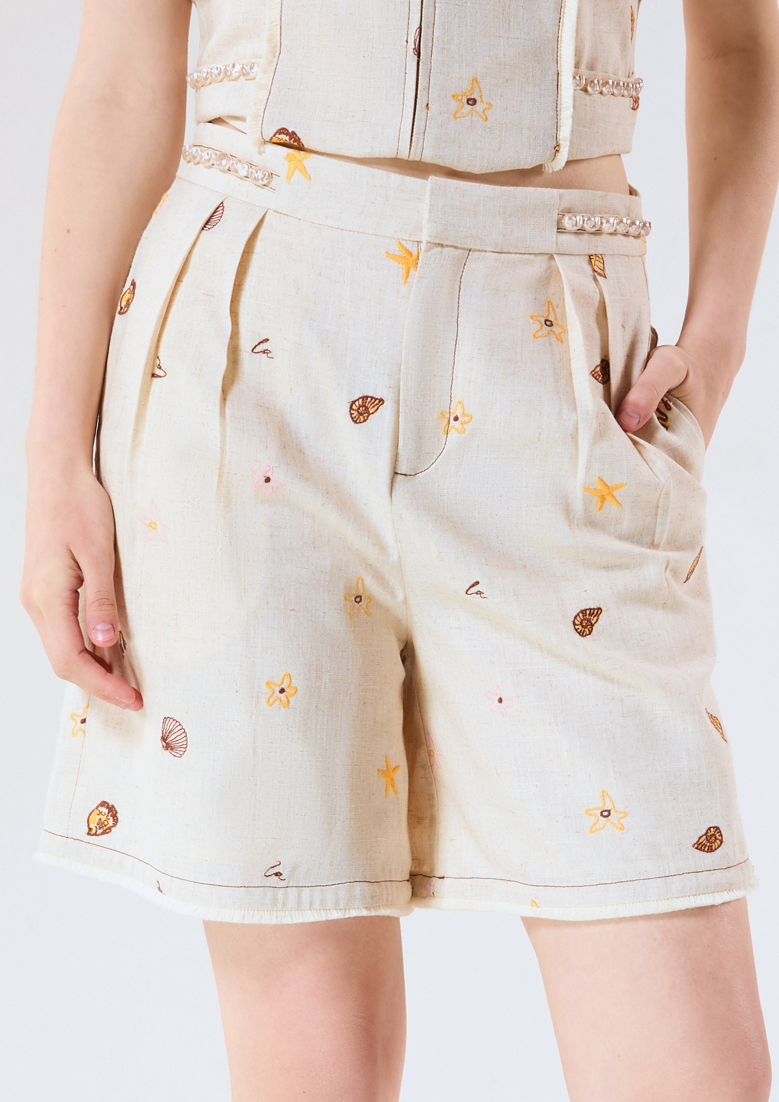 Pearl Bead Embellished Print Shorts Chasing the Sea