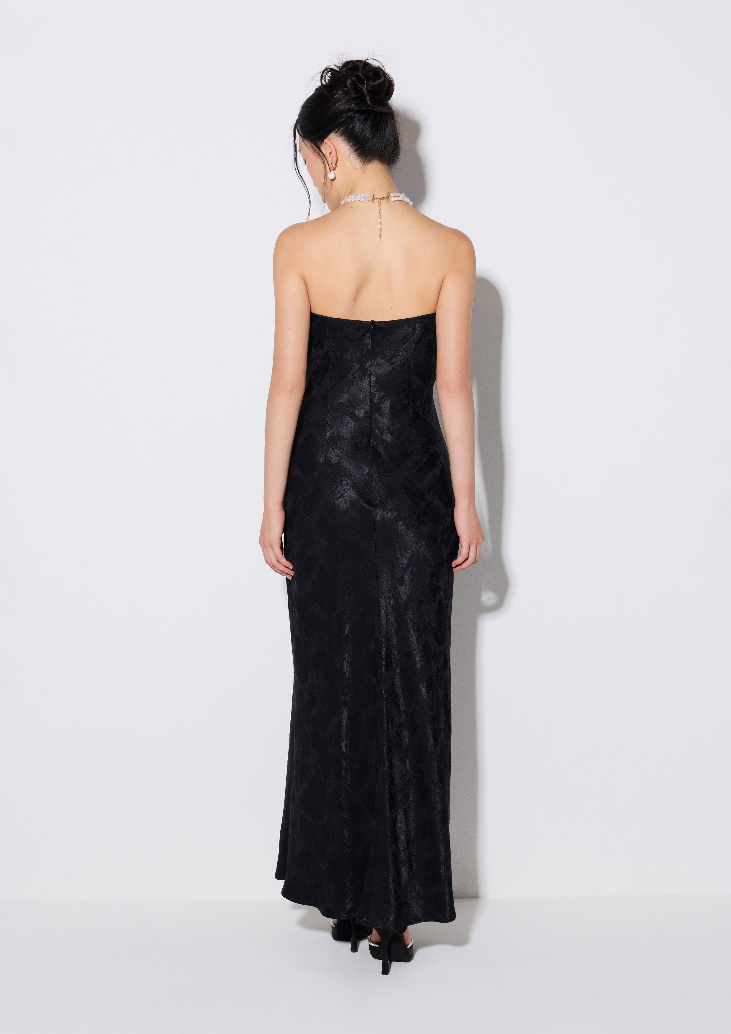 Create Your Signature Look with Tube Maxi Dress Salt & Sol