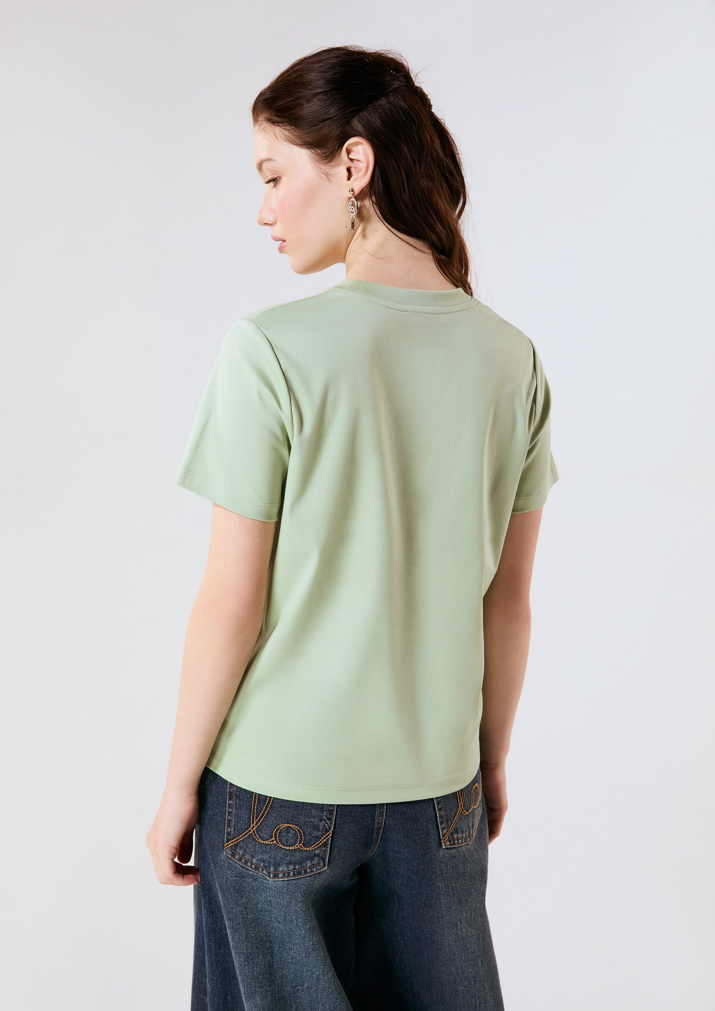 เสื้อยืดแขนสั้นปักโลโก้ คอลเลกชัน LNRD Signature