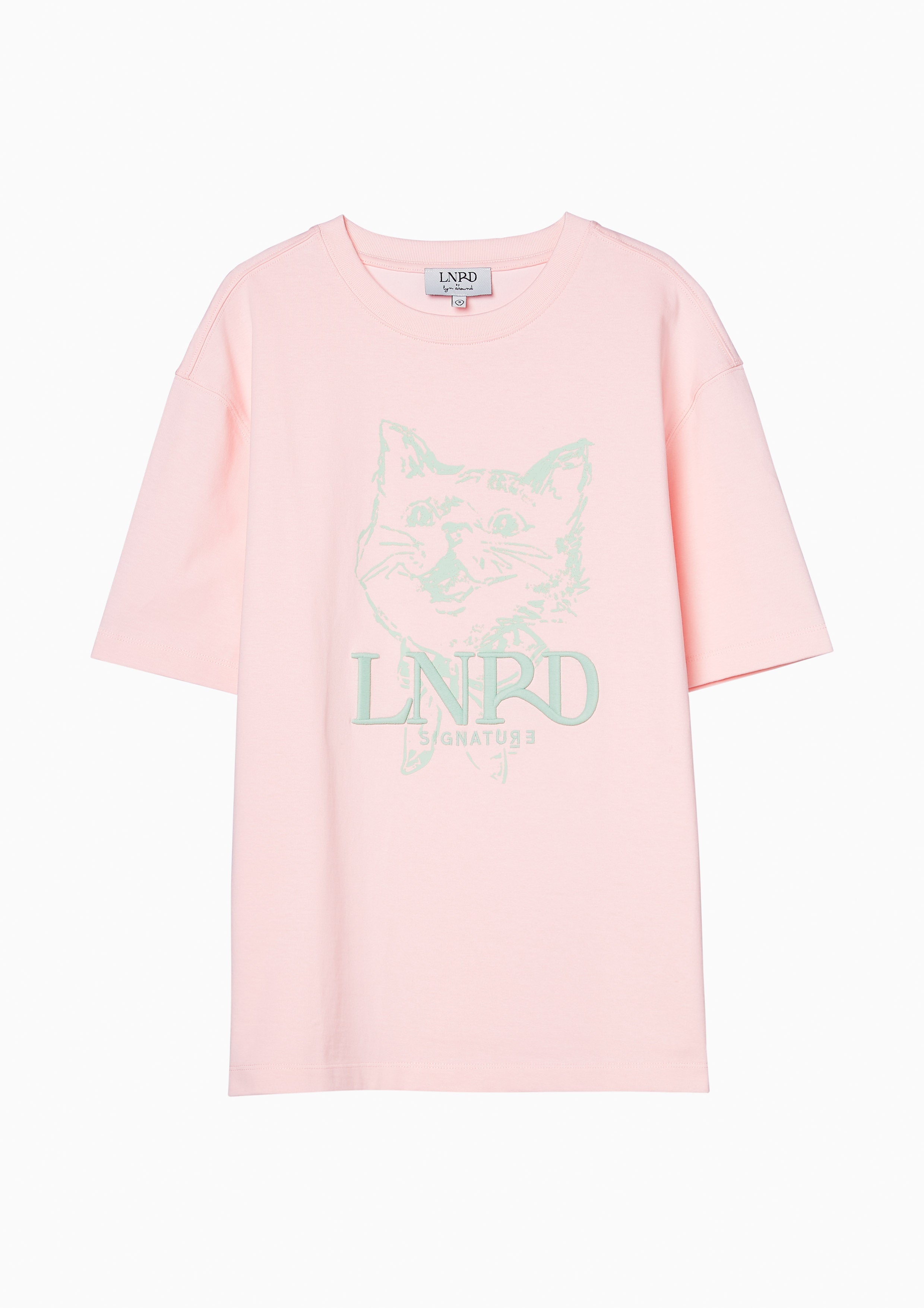 Create Your Signature Look with Tabby Cat Logo Oversized T-Shirt