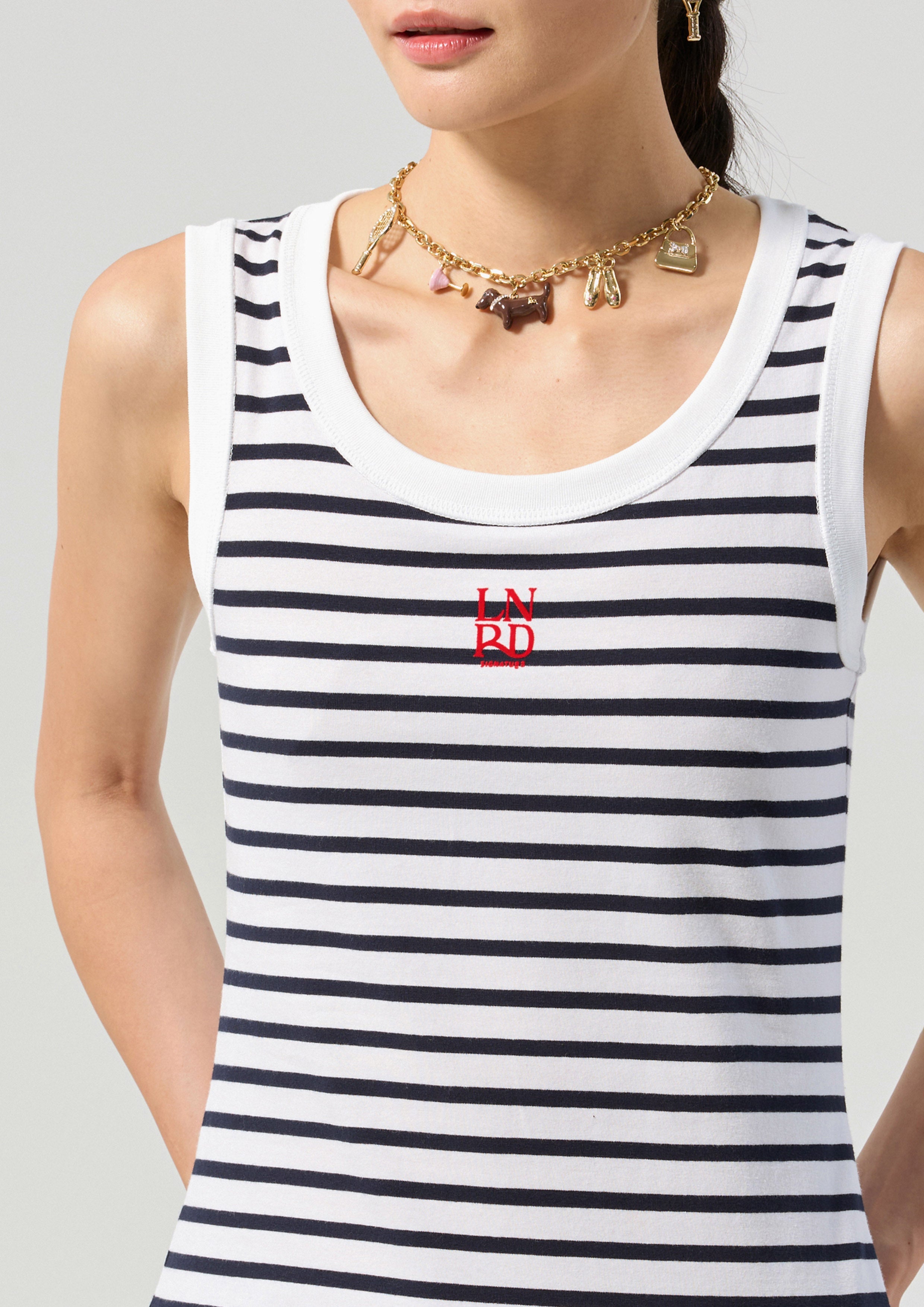 เสื้อกล้ามลายทางปักโลโก้ คอลเลกชัน LNRD Signature