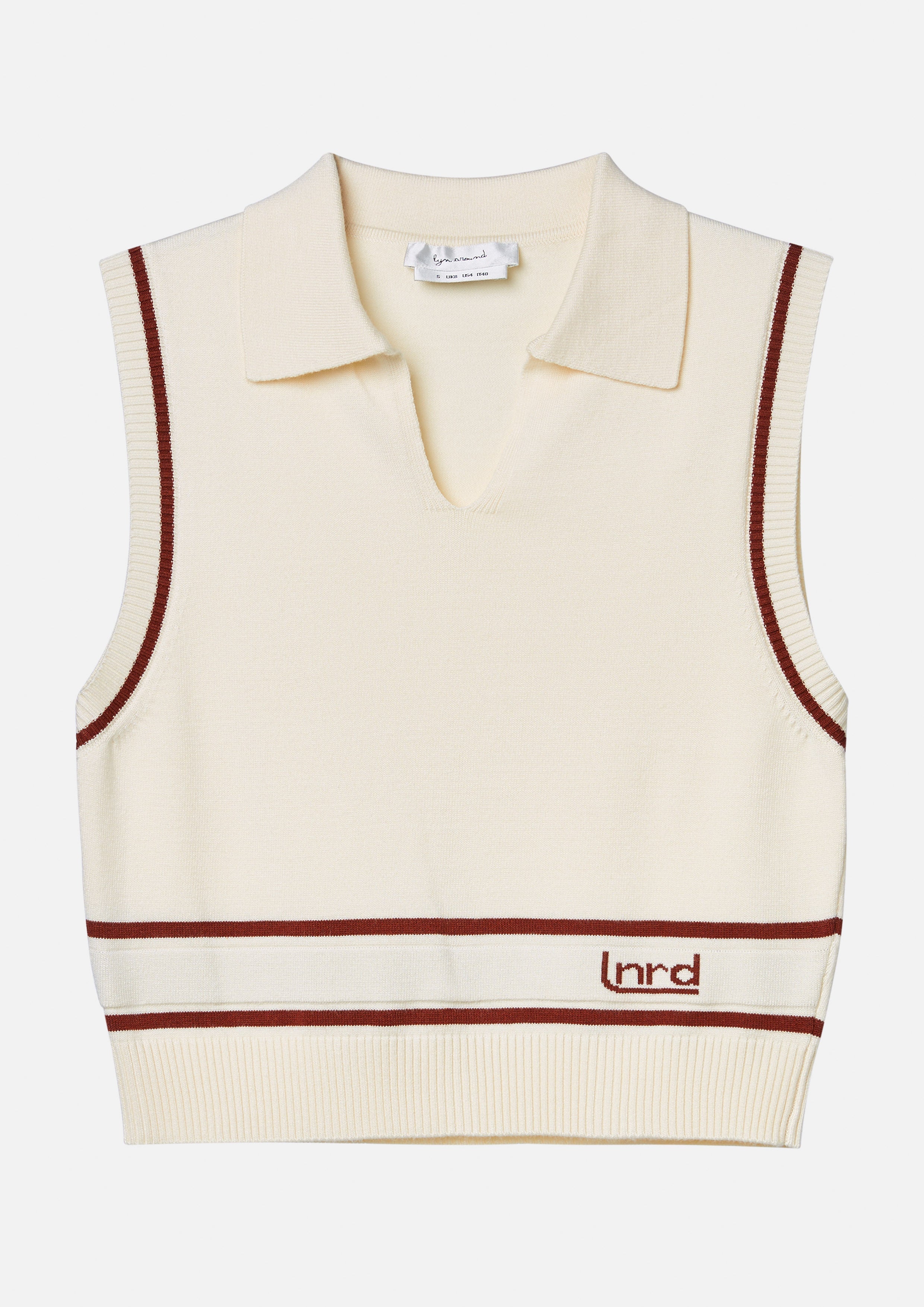 เสื้อนิตครอปแขนกุดปักโลโก้ คอลเลกชัน Califonia Yacht Club