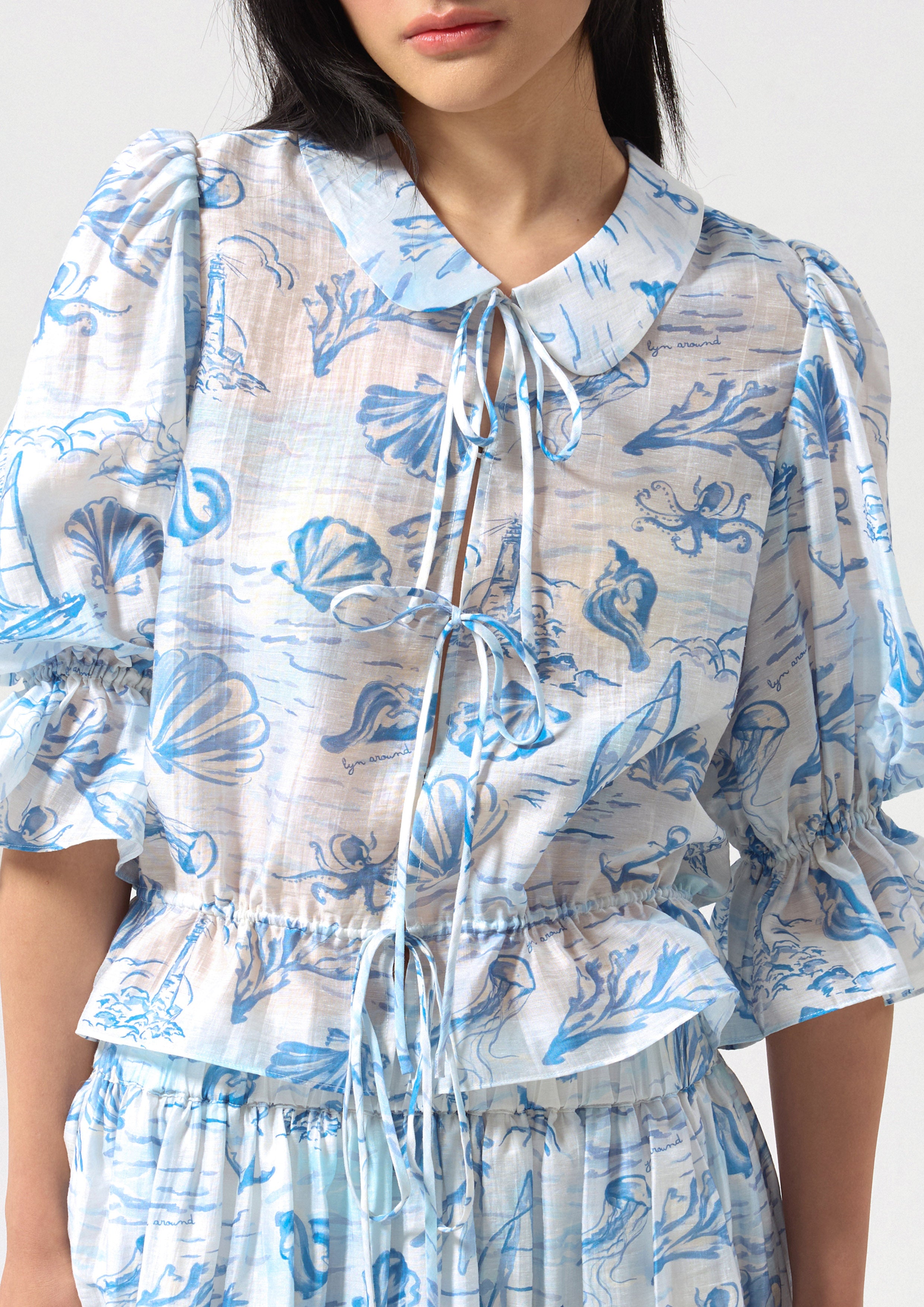 เสื้อเบลาส์ผ้าเชียร์พิมพ์ลาย คอลเลกชัน Califonia Yacht Club