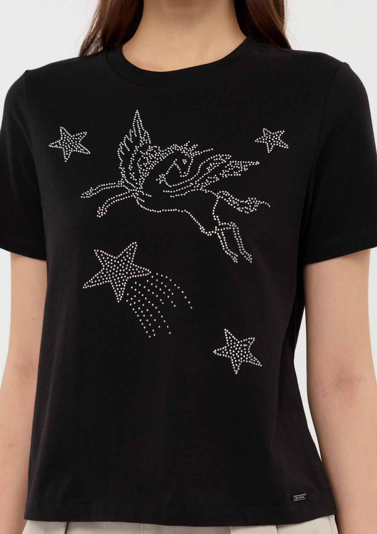 เสื้อครอปแขนสั้นแต่งคริสตัล คอลเลกชัน In Dream's Orbit