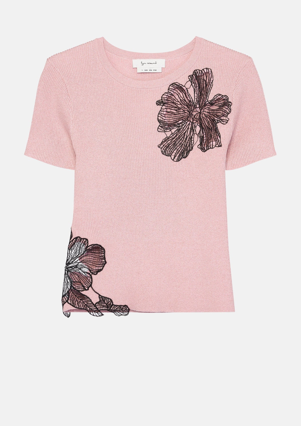 เสื้อแขนสั้นแต่งดอกไม้สีตัด คอลเลกชัน GLITZ N GROOVE